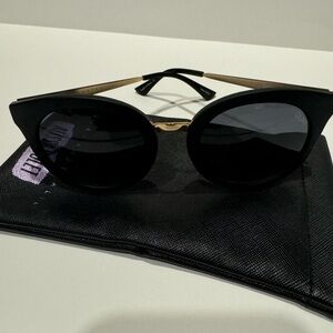 Quay sunglasses